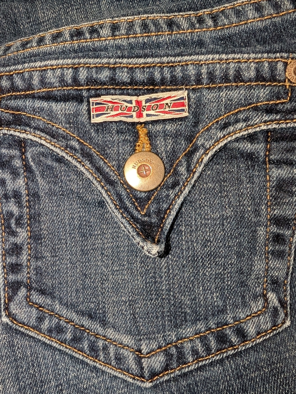 Dark Wash Women’s Bootcut Hudson Jeans - Classic Denim - Picture 8 of 8